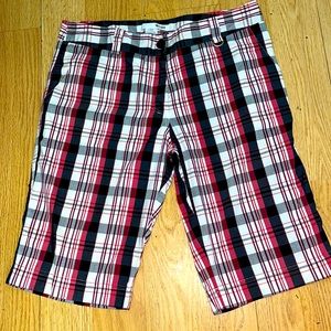 LIJA  MEN SHORT PANT